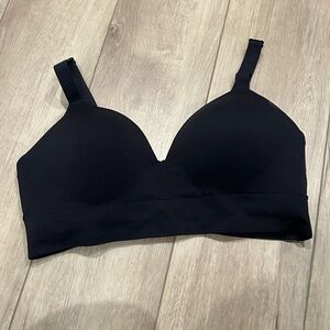 NWOT Truekind Wireless Shaping Bra